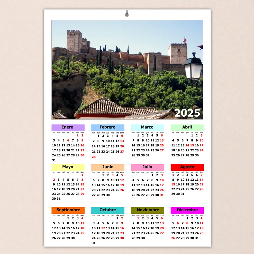 Calendario personalizado en una lámina en Granada